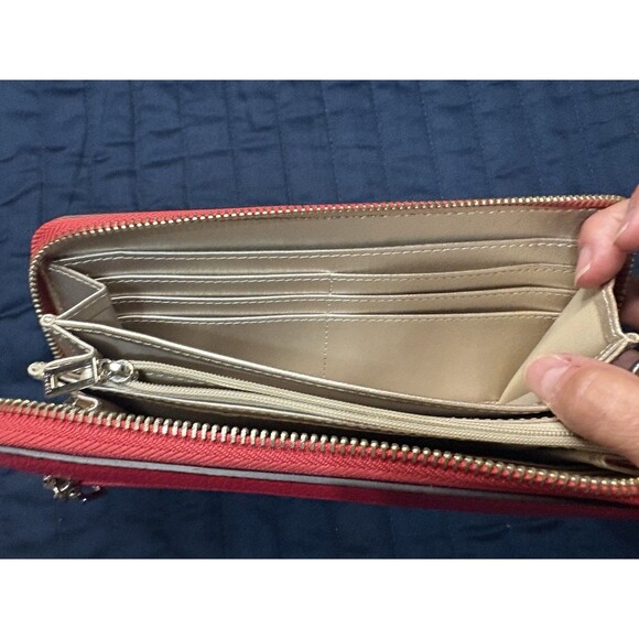 Wallet Guess large women's laurel slg ZG850046 Retail $200 + Does Have Rubbing - Picture 13 of 16